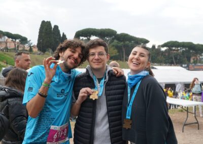 Corridori felici dopo la staffetta